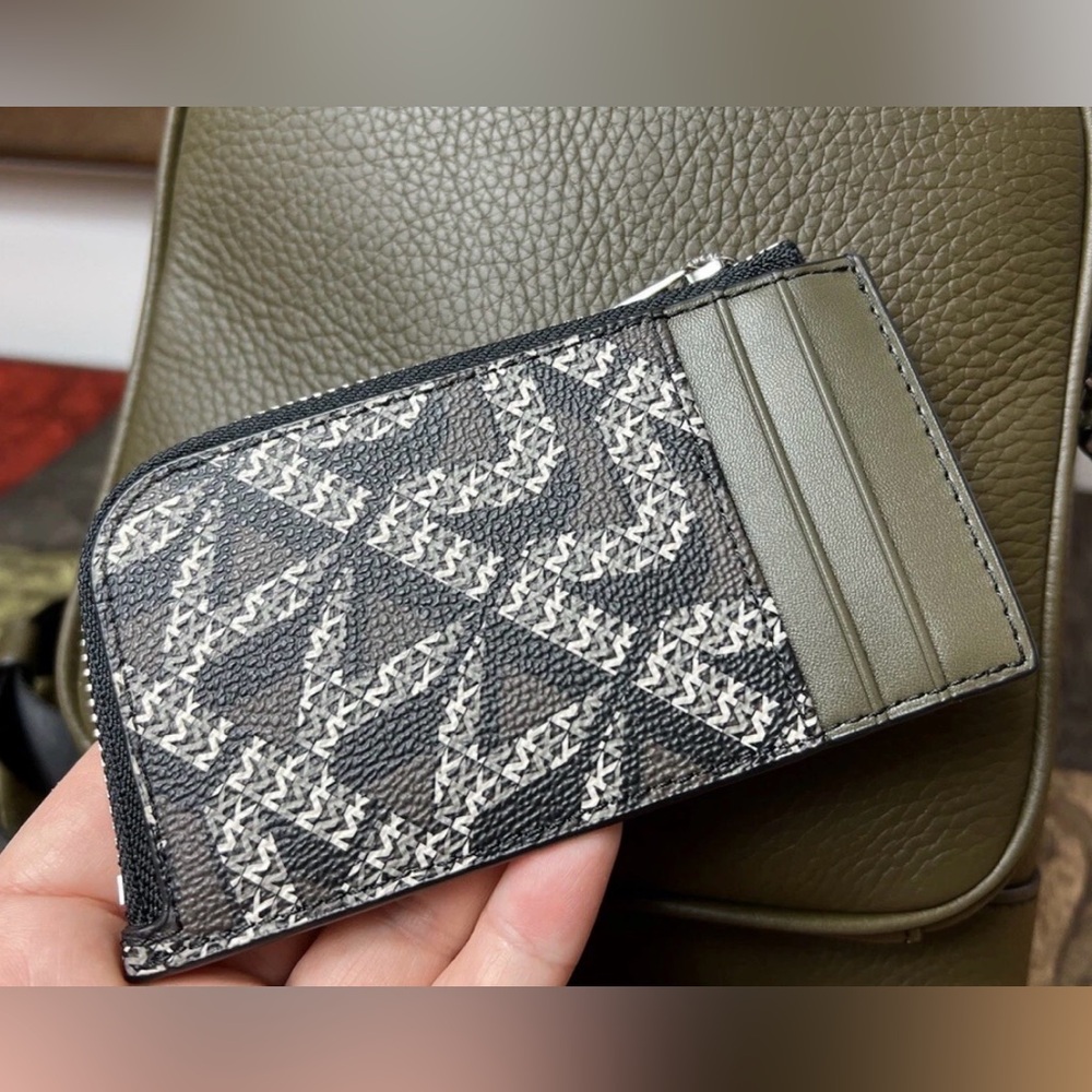 Michael Kors Canvas Gifting MK Logo L-Zip Card Case Wallet New